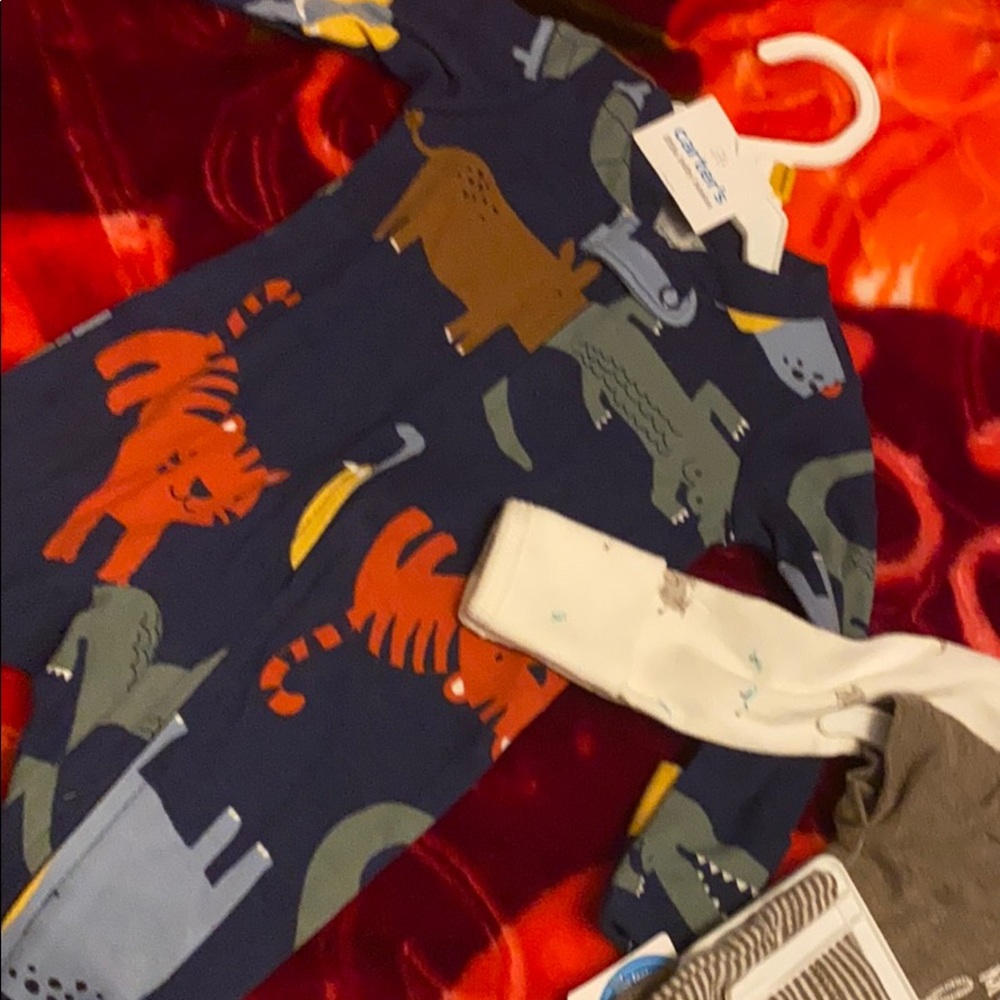 Carter’s Newborn clothes
